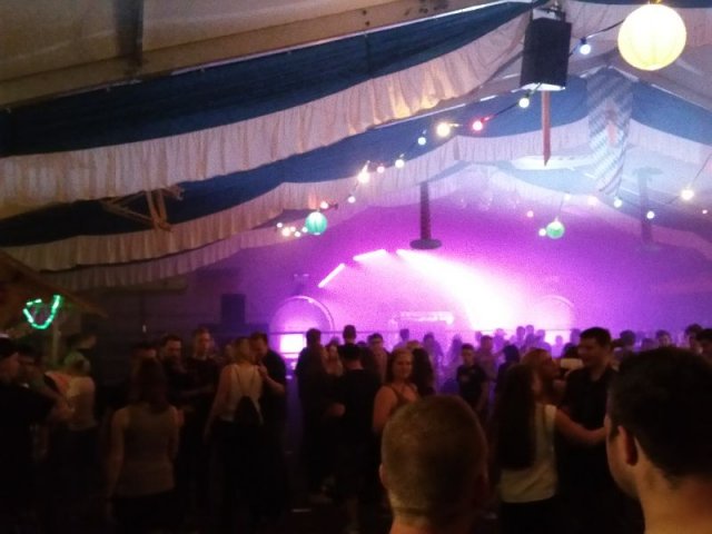 Apres Sun Party
